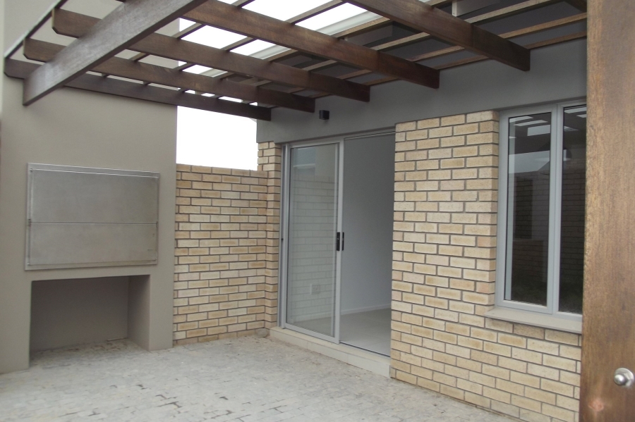 3 Bedroom Property for Sale in Mooikloof Country Estate Western Cape